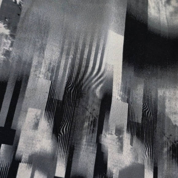 Venus Black White Abstract Print Leggings Pants Women's Size XL - Picture 9 of 9